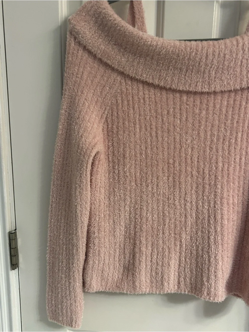 Girls abercrombie kids blush pink off-shoulder fuzzy sweater
